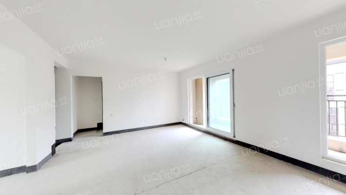 路劲港欣城南区二手房实景图