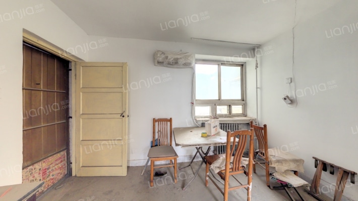 铁路南环宿舍二手房实景图