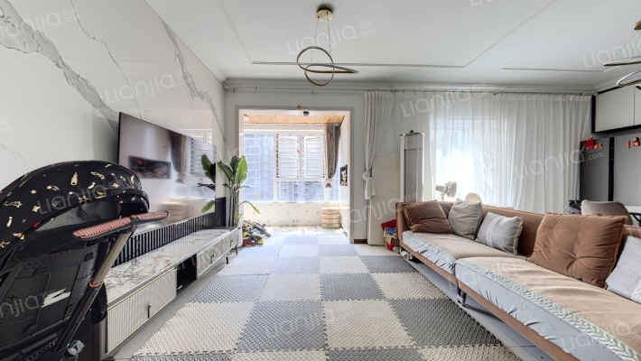 绿地悦蓉公馆二手房实景图