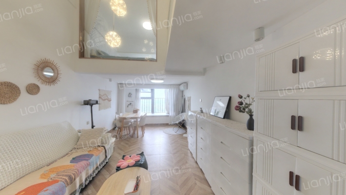 文一铂金中心二手房实景图