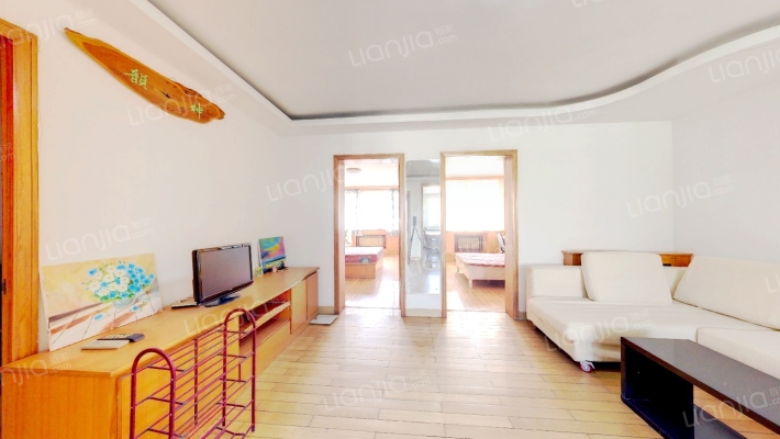 新亚花园二手房实景图