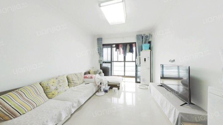 宝铼雅居二手房实景图