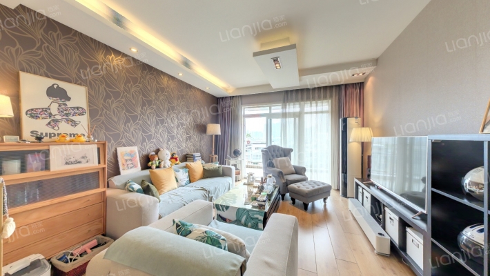 青房云上二期二手房实景图