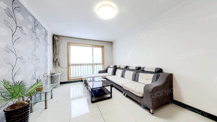 摩登小镇二手房实景图