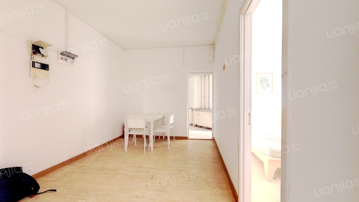 卡迪亚公馆二手房实景图