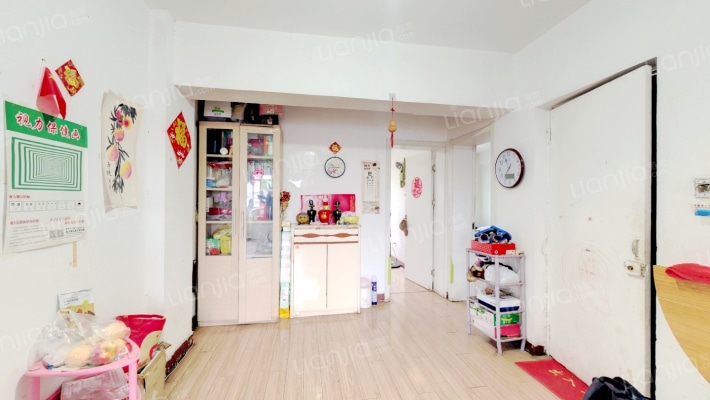 金属公司二手房实景图