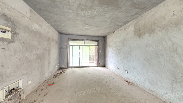 格兰小镇二手房实景图