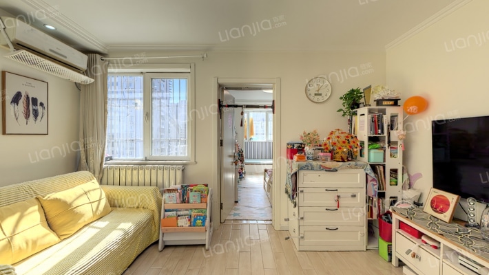 翠成馨园E区二手房实景图