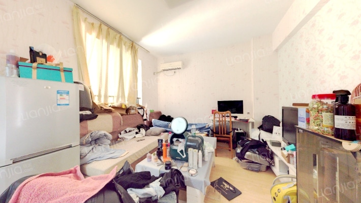 楠宝石二手房实景图