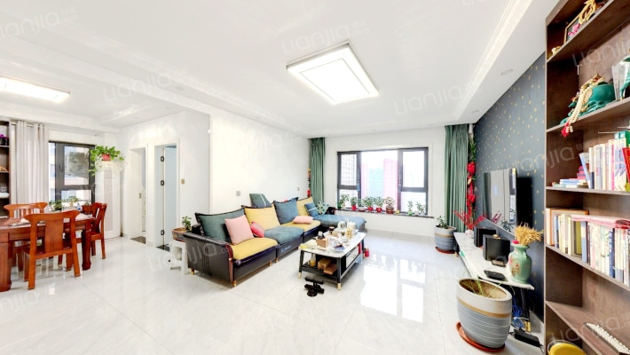 绿地中山华府丁香院二手房实景图