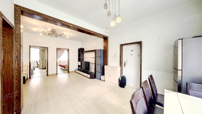 油建新区二手房实景图