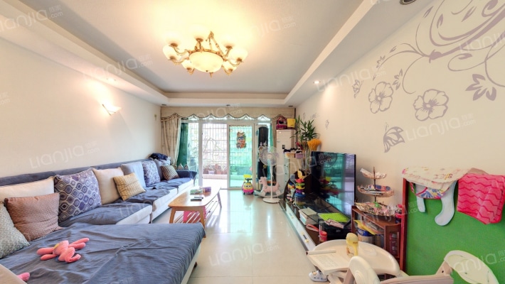 上宝花园二手房实景图