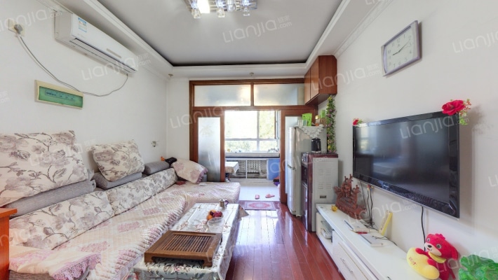 锦泉源B4区二手房实景图