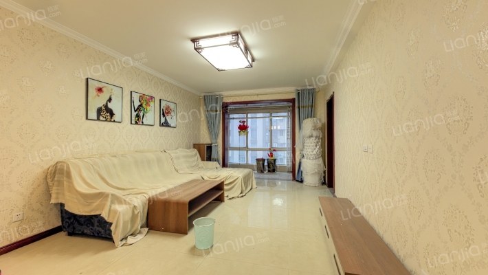 海伦国际一期二手房实景图