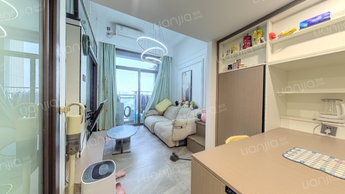 璟悦轩小巨蛋二手房实景图