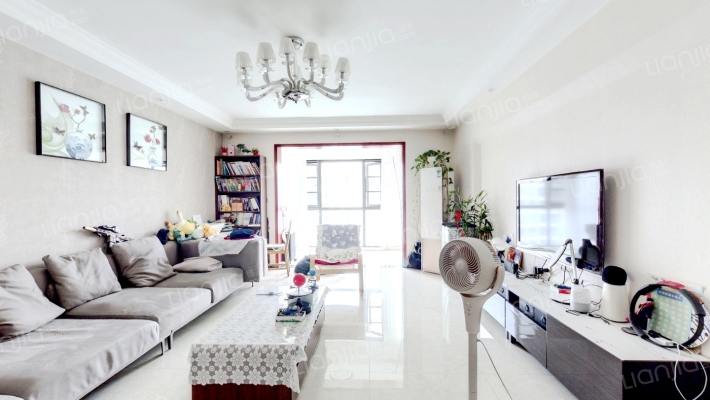 升龙国际中心B区二手房实景图