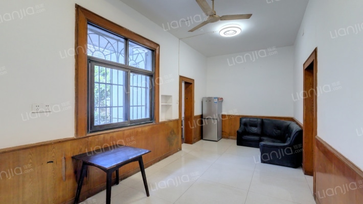 文源小区二手房实景图