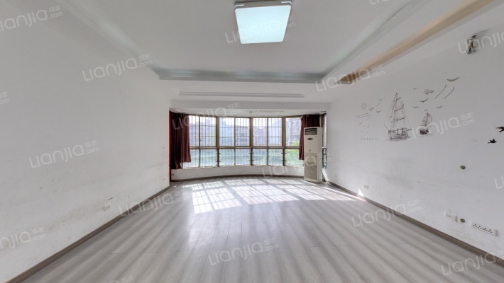 龙湾国际二手房实景图