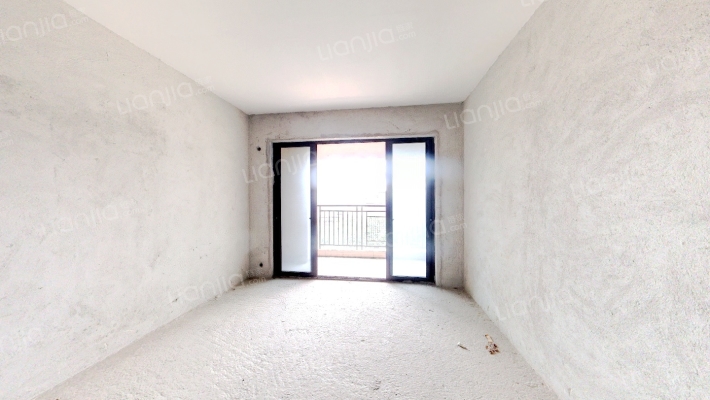 云山峰境五期二手房实景图