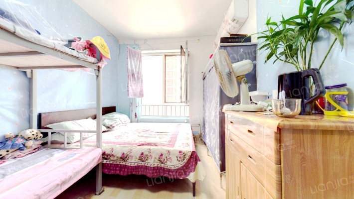 泓林园二手房实景图