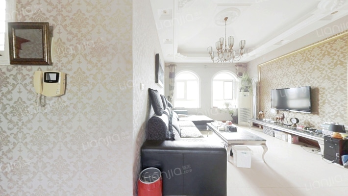 漫步地中海二手房实景图