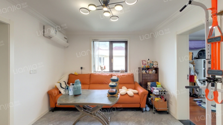 桂莘小区二手房实景图