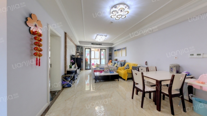 世茂外滩新城二手房实景图