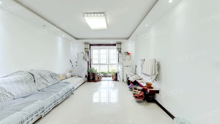 东方润景二手房实景图