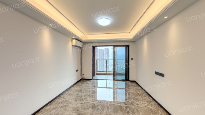 龙湖越秀傲云二手房实景图