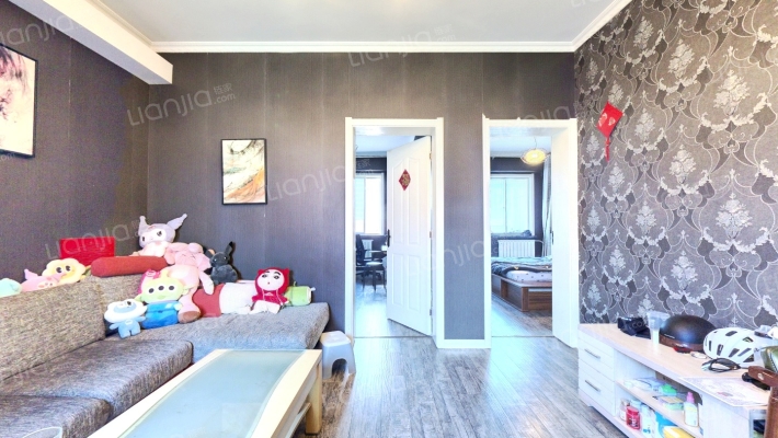 东小区社区二手房实景图