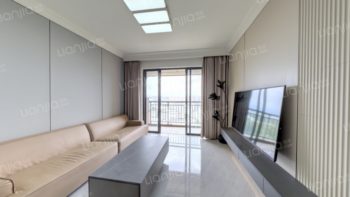 碧湖东岸二手房实景图