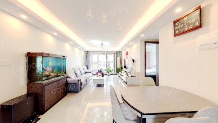 万科翡翠新都会二手房实景图