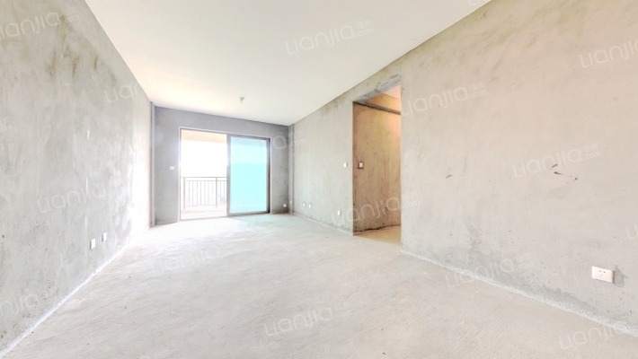 天和绣水岸二手房实景图