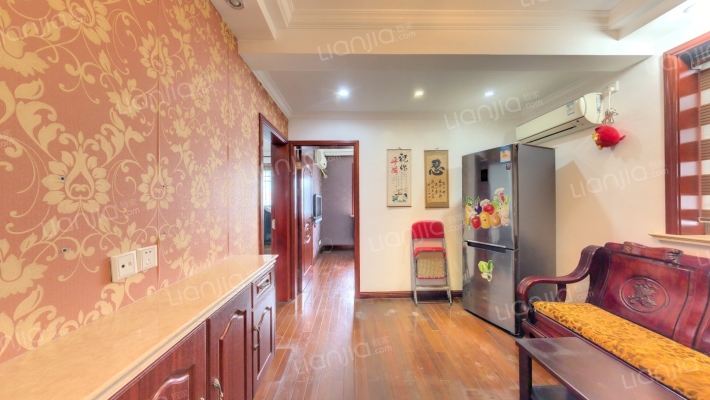 五莲一小区二手房实景图