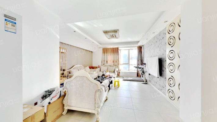 蓝谷地三四期二手房实景图