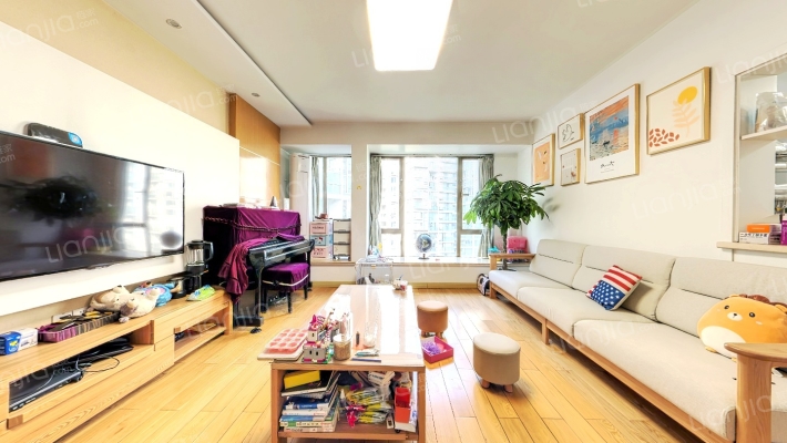 金河国际华庭二手房实景图