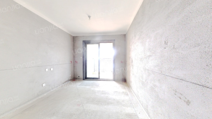 朗悦悦融苑二手房实景图