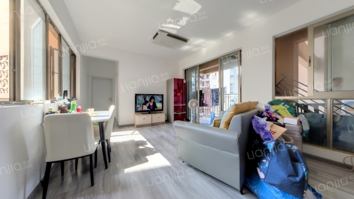 佳乐国际城三期二手房实景图