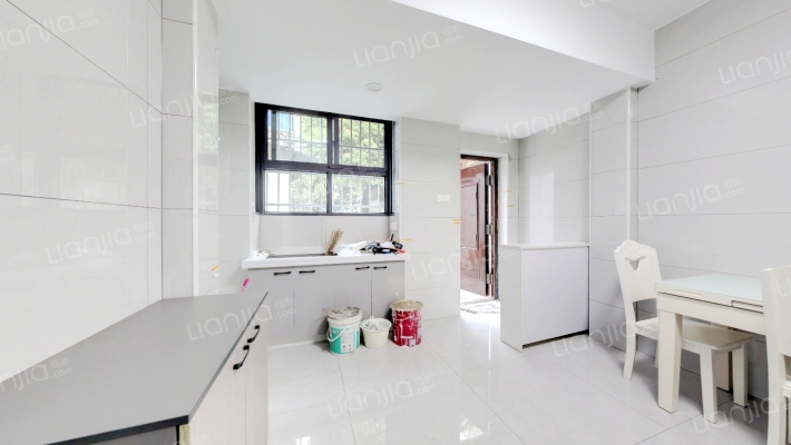 司法局宿舍二手房实景图