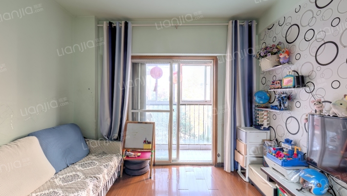 铂金时代二手房实景图