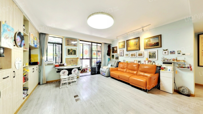 上海捷克住宅小区(公寓)二手房实景图