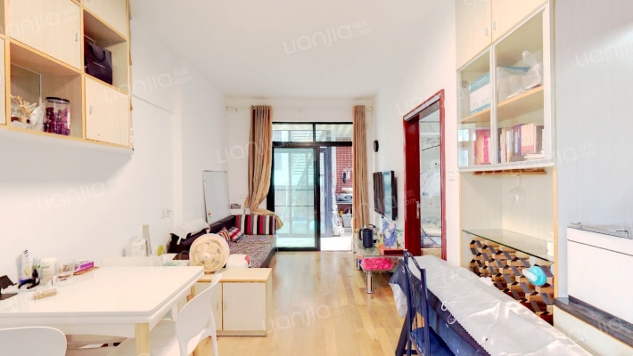 馨花豪庭二手房实景图