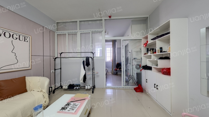 馥邦商务广场二手房实景图