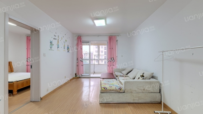 东骏华府二手房实景图