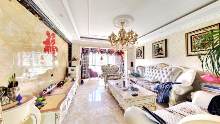 保利拉菲公馆A区二手房实景图