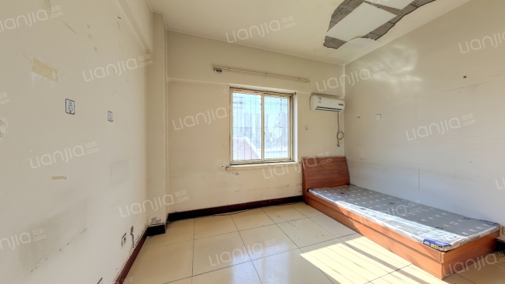 华翠洋房二手房实景图