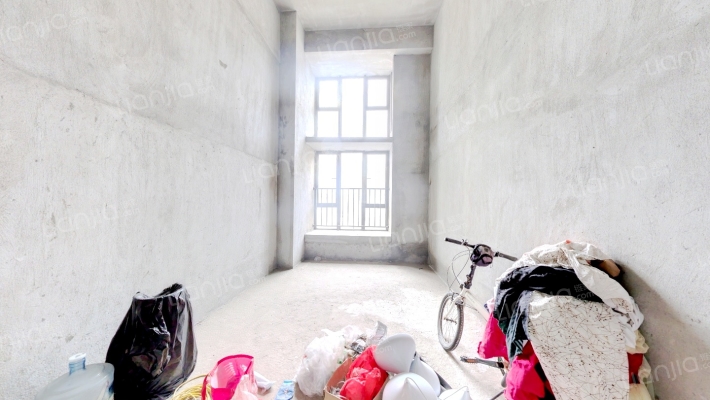 万家广场二手房实景图