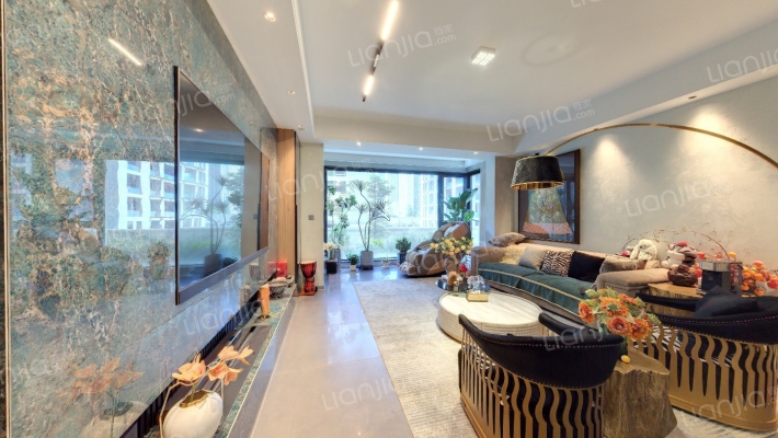 白桦林团圆二手房实景图