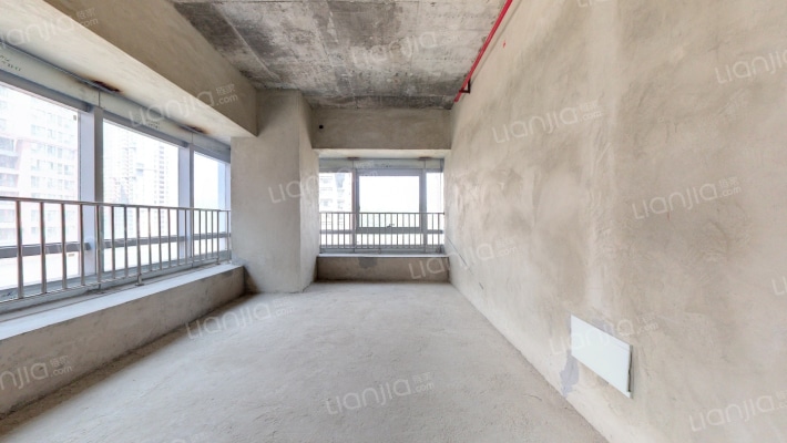 中天Plus三组团二手房实景图