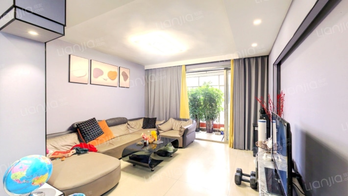 艺景春天二手房实景图